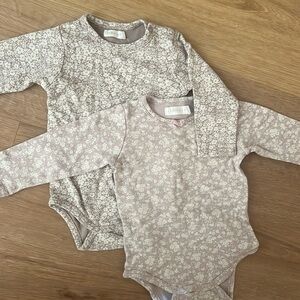 Jamie Kay Floral Long Sleeve Bodysuit Set - Cream and Gray bundle